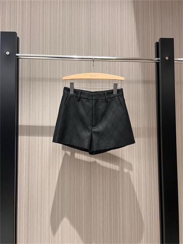 구찌 반바지 G62401 2025/신상