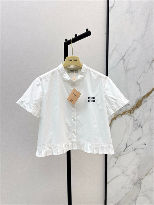 미우미우 반팔 셔츠 M62607 2025/신상