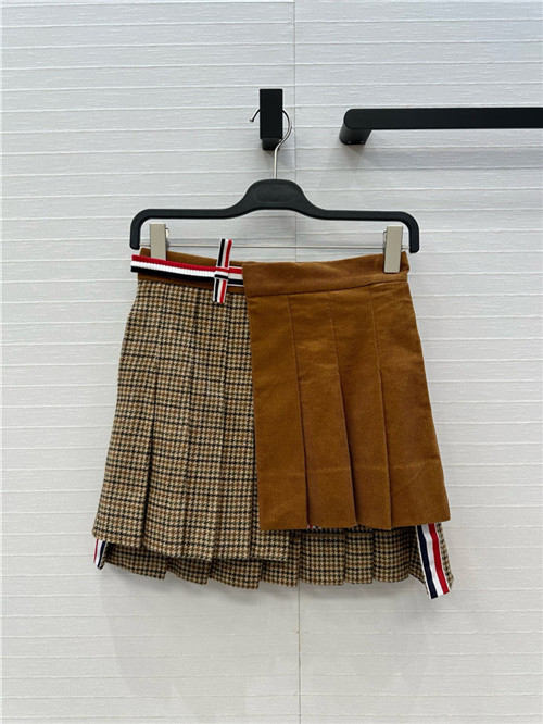 톰브라운 스커트 T23159 2025/신상