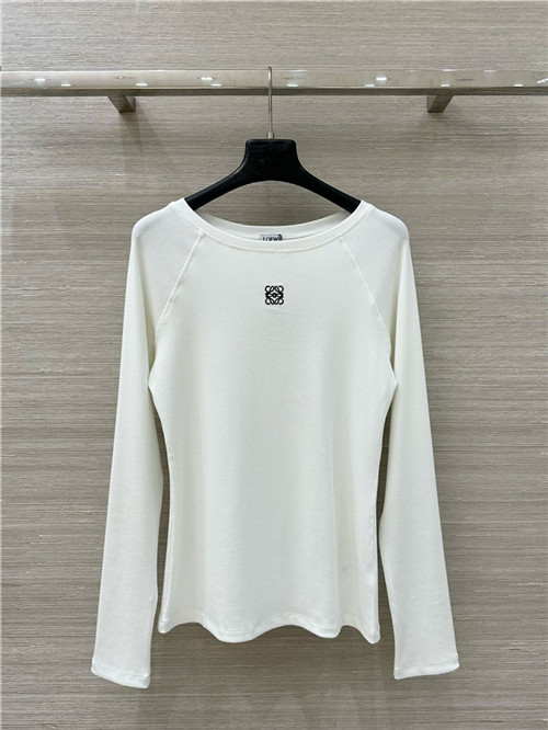 로에베 긴팔 티셔츠 L71707 2025/신상