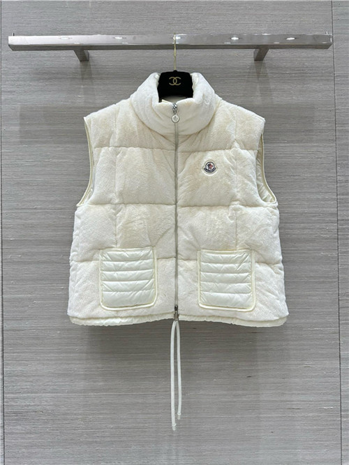 몽클레어 패딩 조끼 (충전재-거위털) M24804 2025/신상