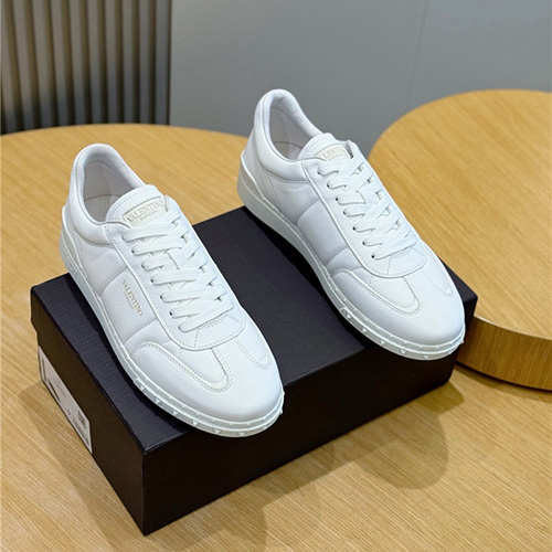 발렌티노 남여공용 스니커즈 V76768-1 2025/신상