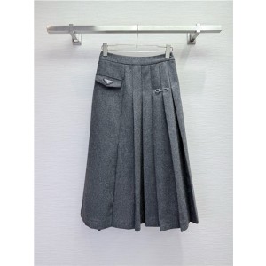 프라다 스커트 P23258 2025/신상