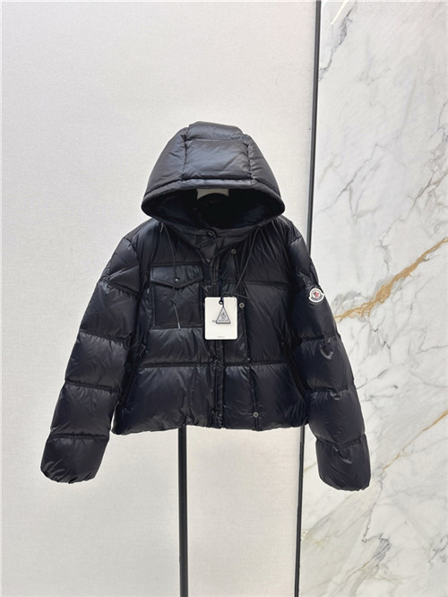 몽클레어 후드 패딩 자켓 (충전재-오리털) M86006 2025/신상