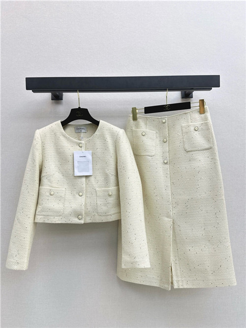 샤넬 자켓 스커트 세트 C64808 2025/신상