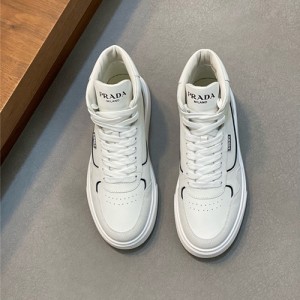 프라다 남성용 스니커즈 P22169-1 2025/신상