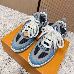 루이비통 남여공용 스니커즈 L90333-2 2025/신상