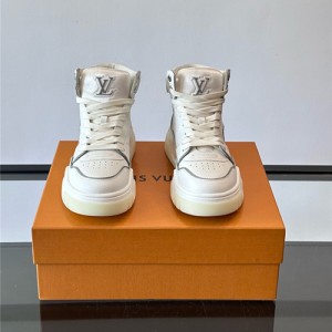 루이비통 남성용 스니커즈 L59986-1 2025/신상