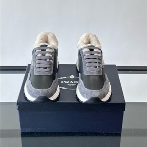 프라다 남성용 스니커즈 P27589-2 2025/신상