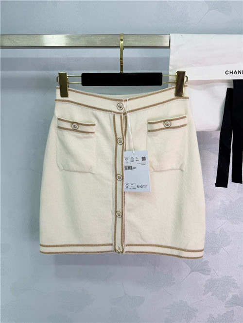 샤넬 스커트 C82605 2025/신상