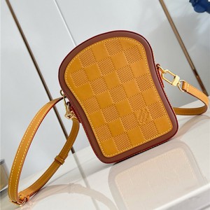 루이비통 토스트 웨어러블 미니 크로스백 M26984 2025/신상