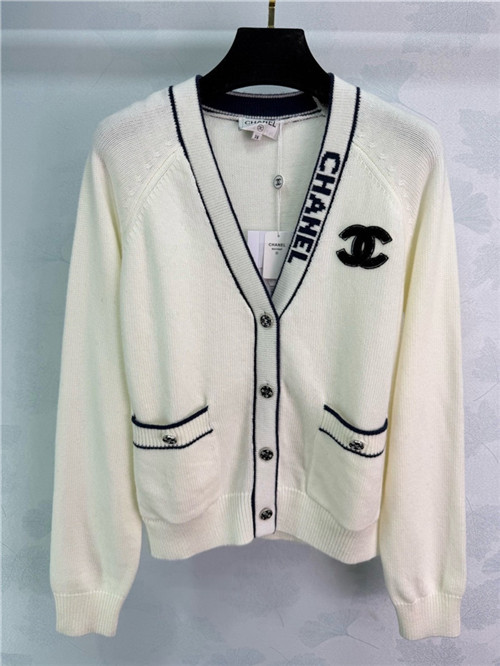 샤넬 긴팔 가디건 C02600 2025/신상