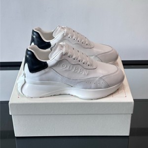 알렉산더맥퀸 남여공용 스니커즈 M19676-2 2025/신상