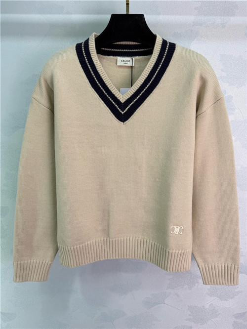 셀린느 긴팔 니트 C92208 2025/신상