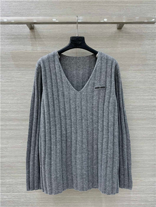 미우미우 긴팔 니트 M02952 2025/신상