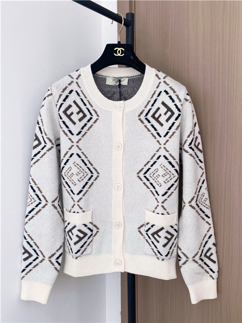 펜디 긴팔 가디건 F72491 2025/신상