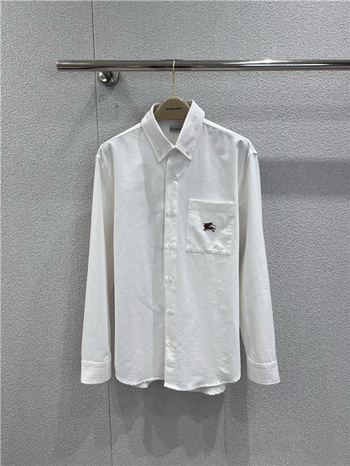 버버리 긴팔 셔츠 B32498 2025/신상