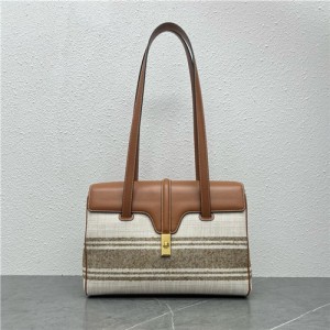 셀린느 소프트 16 스몰 숄더백 195543 2026/신상