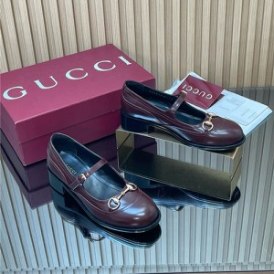 구찌 여성용 구두 G52356-2 2026/신상