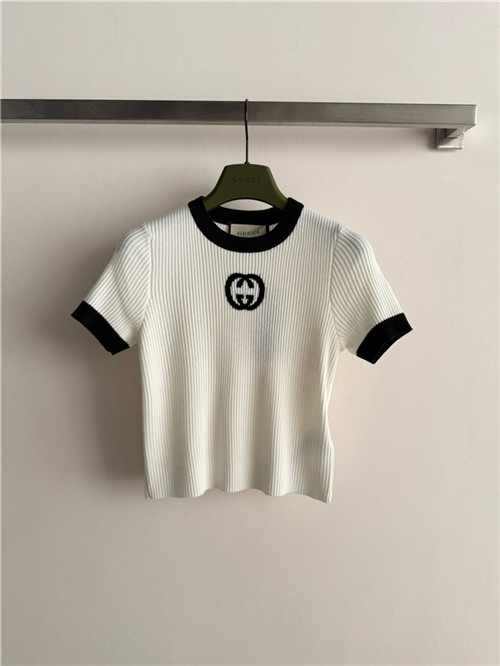 구찌 반팔 니트 G12109 2026/신상