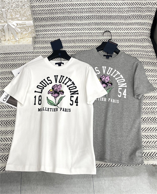 루이비통 반팔 티셔츠 L21459 2026/신상
