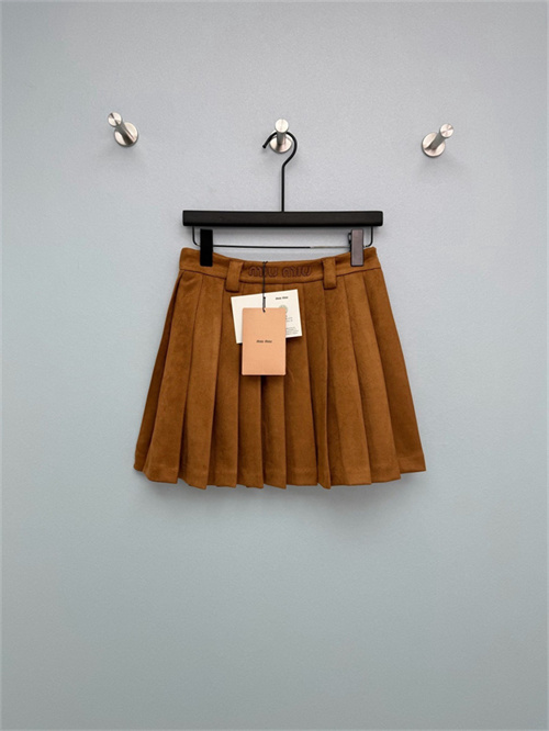 미우미우 스커트 M42208 2026/신상