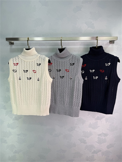 톰브라운 민소매 니트 T41709 2026/신상