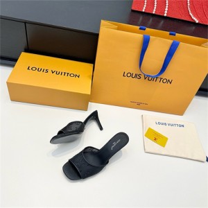 루이비통 여성용 슬리퍼 L83089-2 2026/신상