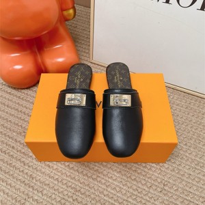 루이비통 여성용 슬리퍼 L86359-1 2026/신상