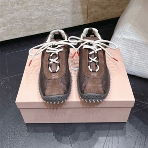 미우미우 여성용 스니커즈 M58086-2 2026/신상