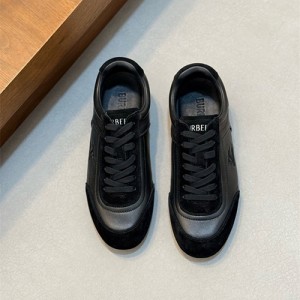 버버리 남여공용 스니커즈 B95742-2 2026/신상