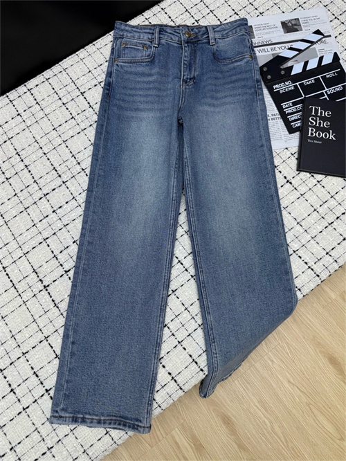 생로랑 청바지 Y62404 2026/신상